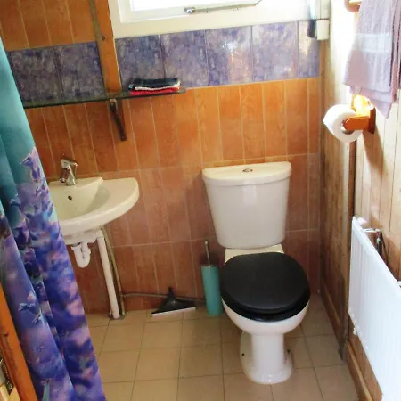 House Of Quartz * Goleen